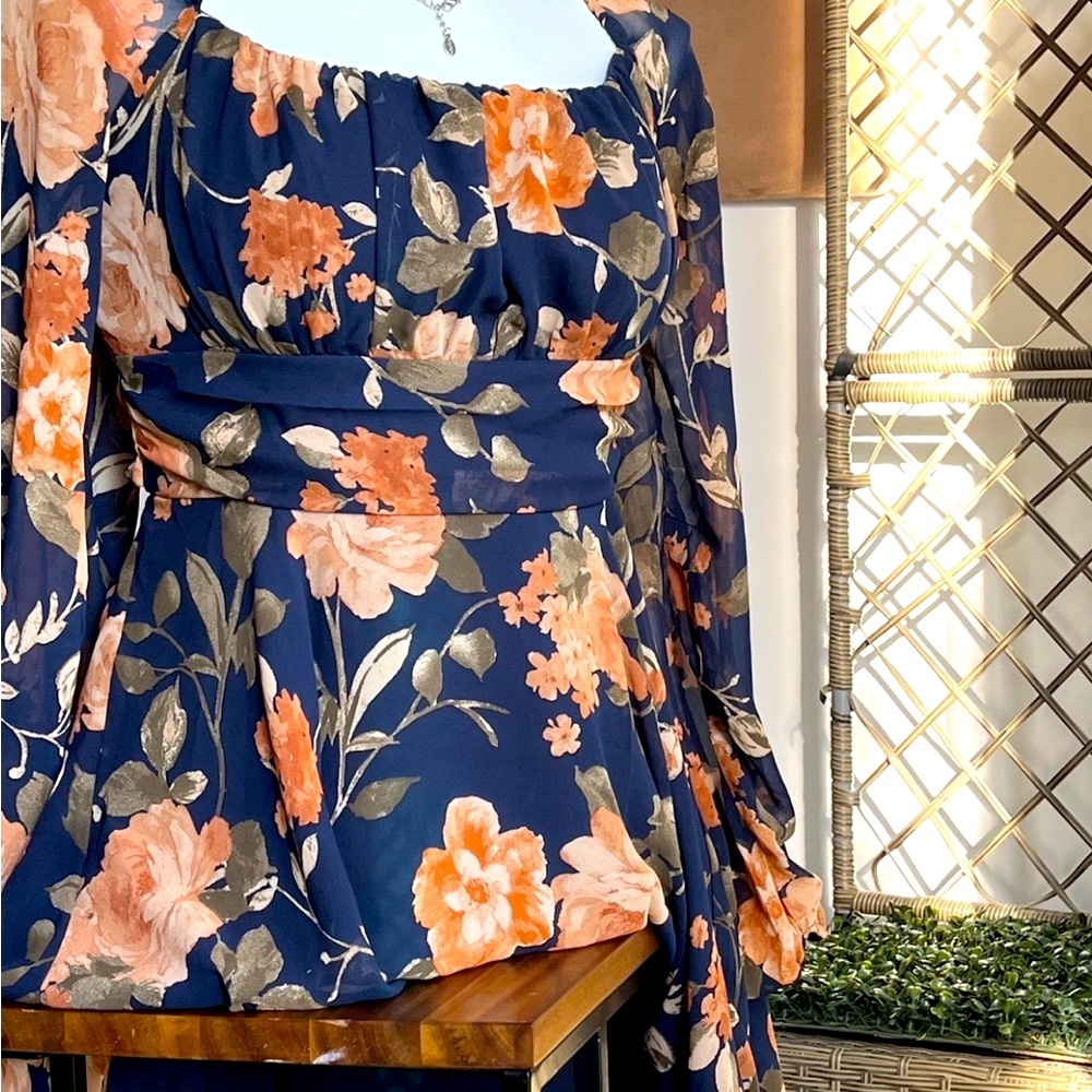 Blue floral open back long sleeves Midi dress -size L